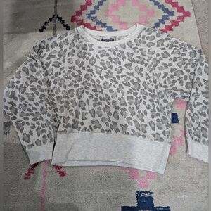 Ocean Drive Gray Leopard Print Women's Cropped Sweat Shirt - Size L